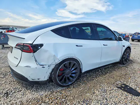 7SAYGDEF7PF848586 — 2023 Tesla Model Y, photo 3 from Copart 16.10.2026, Side