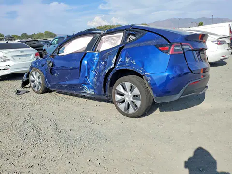 2023 Tesla Model Y VIN 7SAYGDEE8PF948977 фото 2