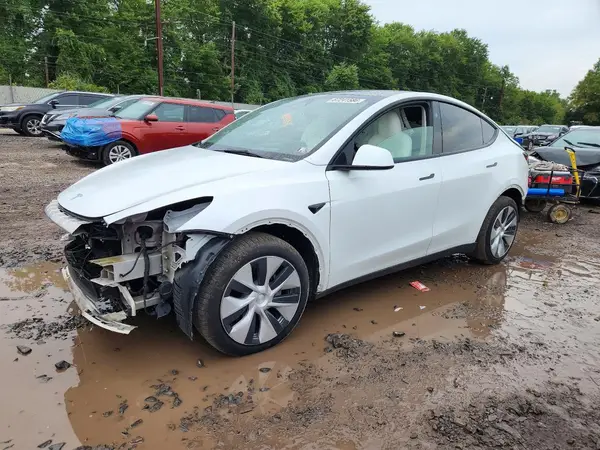 7SAYGDEE5PF797211 Tesla Model Y 2023 — დაზიანება წინა ნაწილი, ფოტო შეკეთებამდე