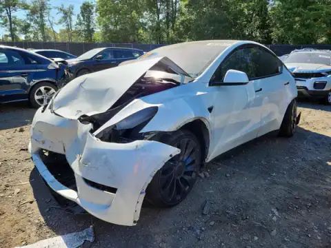 7SAYGDEF6PF790261 — 2023 Tesla Model Y, წინა ნაწილი (Front End), ფოტოები შეკეთებამდე