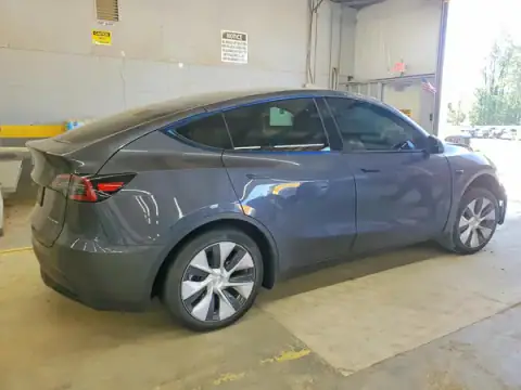 7SAYGDEE6PF978267 — 2023 Tesla Model Y, ფოტო 3, Copart, წინა ნაწილი