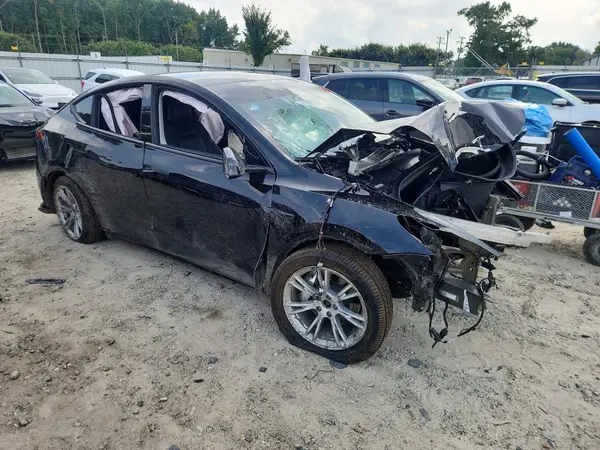 7SAYGDEE7PA082962 — 2023 Tesla Model Y, фото 4 с аукциона Copart 13.10.2026, Передняя часть