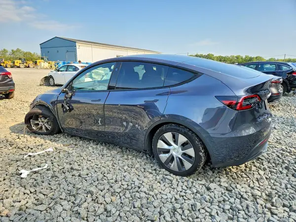 7SAYGAEE4PF844193 — 2023 Tesla Model Y, zdjęcie 2 z Copart 07.10.2026, Przód