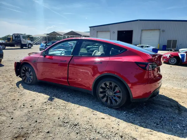 7SAYGDEF9PF663083 — 2023 Tesla Model Y, photo 2 from Copart, Front end