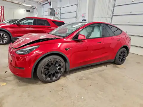 7SAYGAEE1PF791632 — 2023 Tesla Model Y, წინა ნაწილი (Front End), ფოტოები შეკეთებამდე