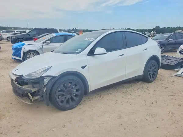 7SAYGDEE4PA117540 Tesla Model Y 2023 — повреждение Передняя часть, фото до ремонта