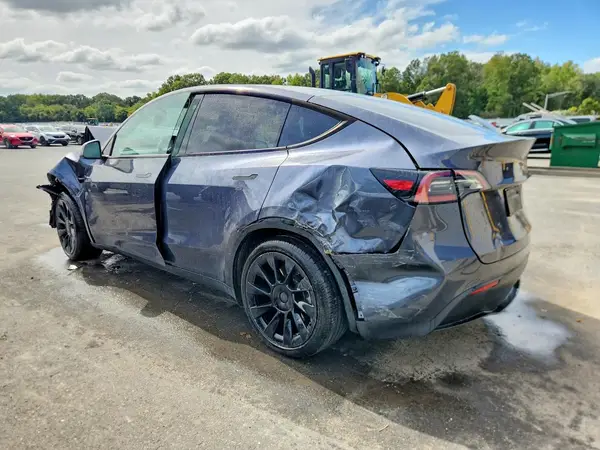 7SAYGDEE0PA110102 — 2023 Tesla Model Y, фото 2 с аукциона Copart 06.10.2026, Передняя часть