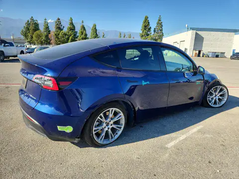 7SAYGAEE7PF858699 — 2023 Tesla Model Y, фото 3 с аукциона Copart 29.09.2026, Передняя часть