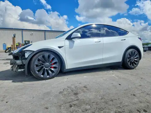 7SAYGDEF7PF754353 Tesla Model Y 2023 — Front end damage, before-repair photo