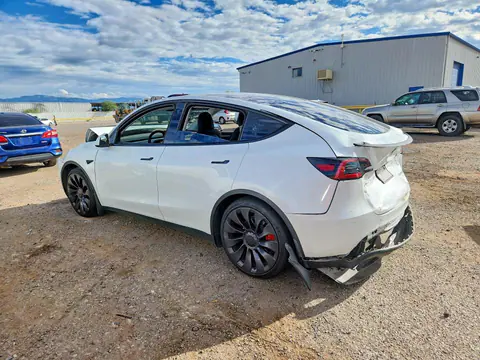 2023 Tesla Model Y VIN 7SAYGDEF5PF601521 фото 2