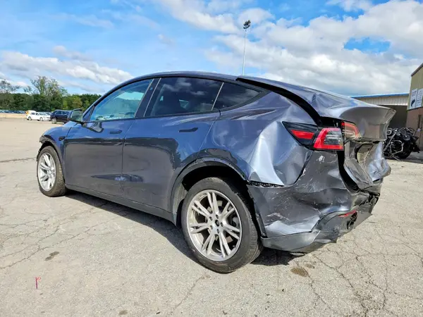 7SAYGDEEXPA209302 — 2023 Tesla Model Y, фото 2 з Copart 05.10.2026, Передня частина