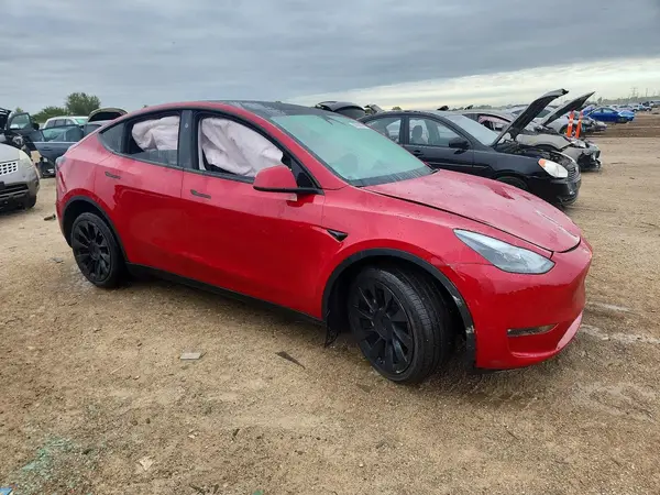 7SAYGAEE6PF865191 — 2023 Tesla Model Y, photo 4 from Copart, Front end