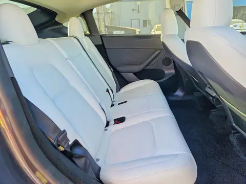 7SAYGDEE0PF927251 — 2023 Tesla Model Y, ფოტო 10, Copart 23.10.2026, წინა ნაწილი