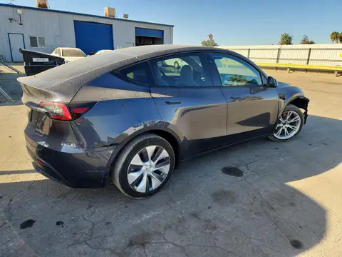 7SAYGDEE0PF927251 — 2023 Tesla Model Y, zdjęcie 3 z Copart 23.10.2026, Przód