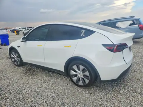 7SAYGDEE5PF843779 — 2023 Tesla Model Y, zdjęcie 2 z Copart, Bok