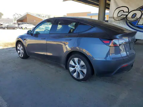 7SAYGDEE1PF879470 — 2023 Tesla Model Y, фото 2 с аукциона Copart 13.10.2026, Передняя часть