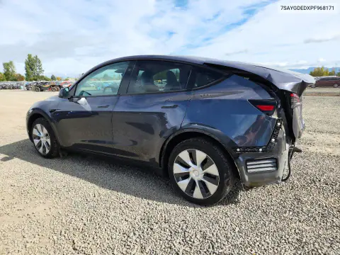 2023 Tesla Model Y VIN 7SAYGDEDXPF968171 фото 2