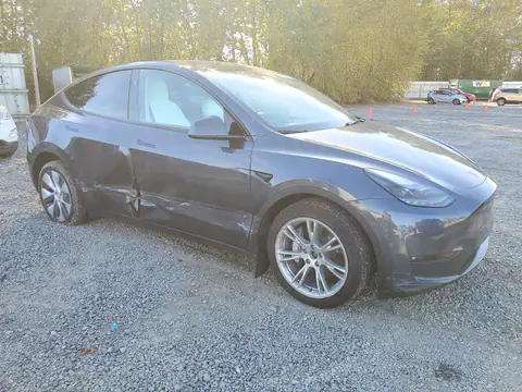 7SAYGDEE6PF873745 — 2023 Tesla Model Y, ფოტო 4, Copart 26.10.2026, გვერდითი ნაწილი