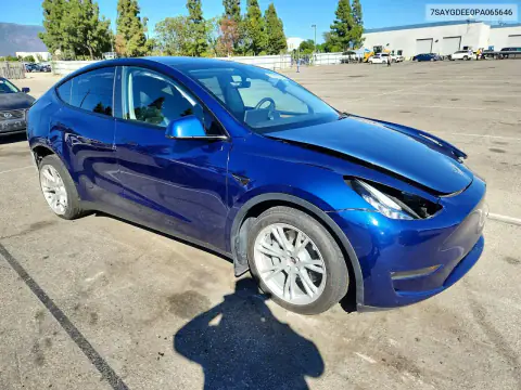 7SAYGDEE0PA065646 — 2023 Tesla Model Y, photo 4 from Copart, All-over damage
