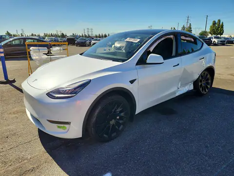 7SAYGDEE0PA030105 — 2023 Tesla Model Y, Задня частина, фото до ремонту