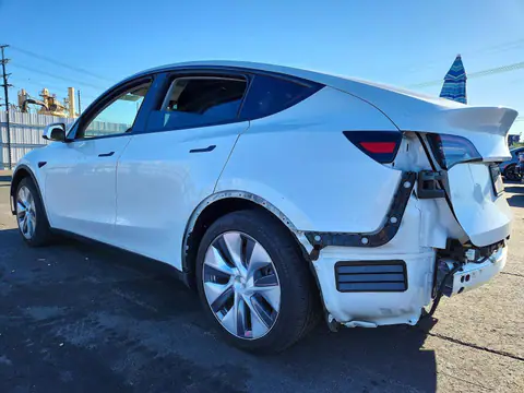 7SAYGDEE6PA093399 — 2023 Tesla Model Y, фото 2 з Copart 26.10.2026, Задня частина