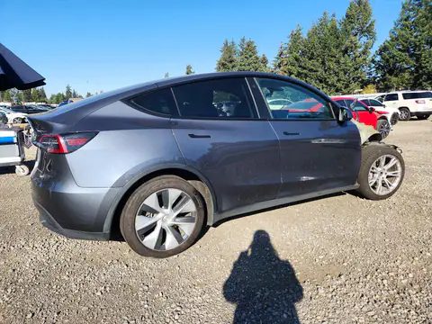 7SAYGAEE8PF687431 — 2023 Tesla Model Y, photo 3 from Copart 30.10.2026, Front end