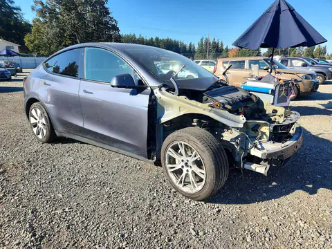 7SAYGAEE8PF687431 — 2023 Tesla Model Y, photo 4 from Copart 30.10.2026, Front end