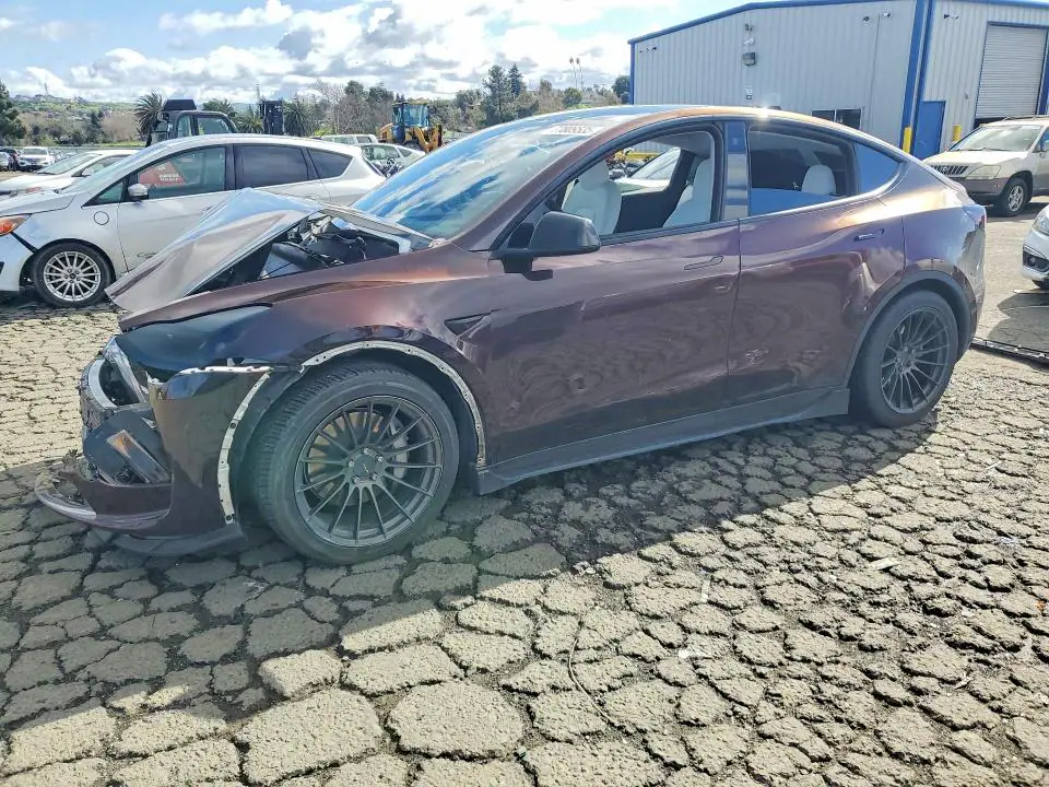 7SAYGDEE2PF683764 Tesla Model Y 2023 — повреждение Передняя часть, фото до ремонта