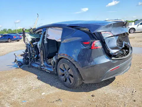 2024 TESLA MODEL Y VIN 7SAYGDEEXRF117354 фото 2
