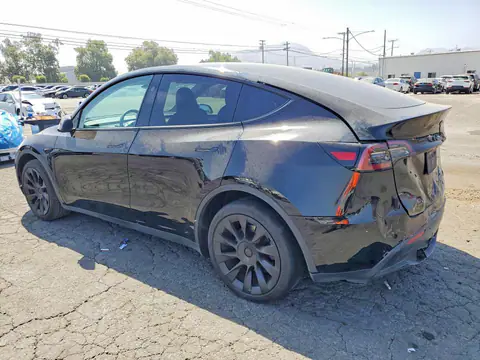 7SAYGDED1RF102734 — 2024 Tesla Model Y, фото 2 с аукциона Copart 28.09.2026, Передняя часть