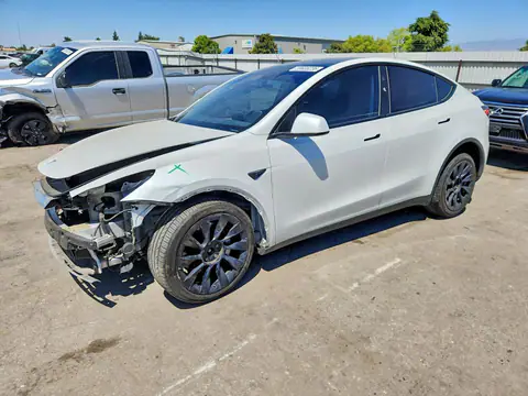 7SAYGAEE5RF041279 — 2024 Tesla Model Y, Parte delantera (Front End), fotos antes de reparar