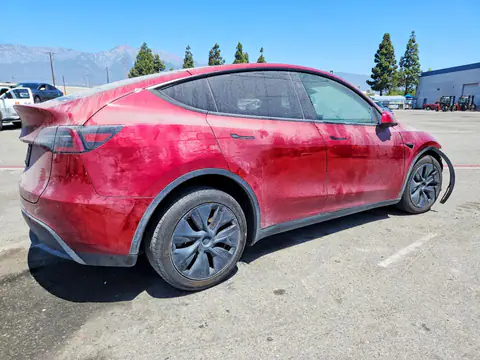 7SAYGDEDXRF193356 — 2024 Tesla Model Y, фото 3 с аукциона Copart 13.10.2026, Передняя часть