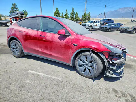 7SAYGDEDXRF193356 — 2024 Tesla Model Y, фото 4 с аукциона Copart 13.10.2026, Передняя часть