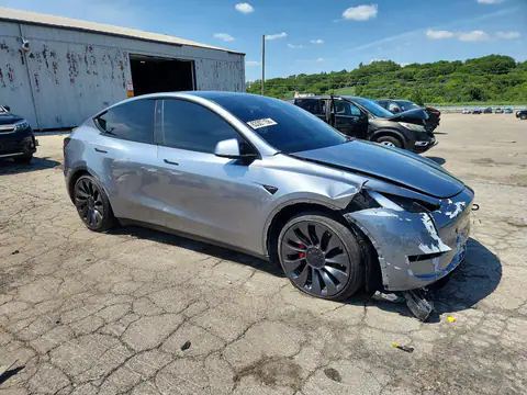 7SAYGDEFXRA330214 — 2024 Tesla Model Y, фото 4 с аукциона Copart 21.10.2026, ПЕРЕДНЯЯ ЧАСТЬ