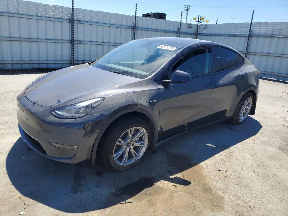 7SAYGDEE9RF009467 Tesla Model Y 2024 — повреждение Передняя часть, фото до ремонта