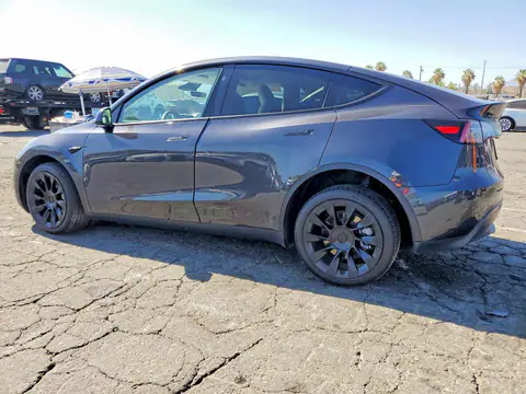 7SAYGDEE2RF082552 — 2024 Tesla Model Y, ფოტო 2, Copart 19.10.2026, მცირე ჩაღრმავებები და ნაკაწრები