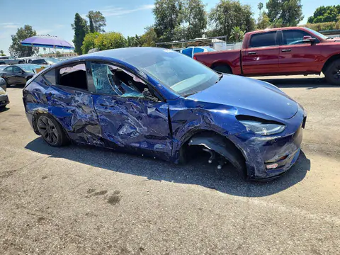 2024 Tesla Model Y VIN 7SAYGDED8RF094518 фото 4