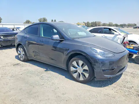 7SAYGDEE5RF059248 — 2024 Tesla Model Y, фото 4 з Copart 15.10.2026, Бокова частина