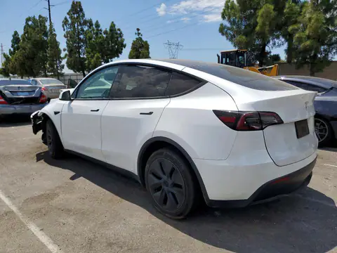 7SAYGDEE7RF114721 — 2024 Tesla Model Y, фото 2 с аукциона Copart 29.09.2026, Передняя часть