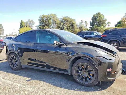 2024 Tesla Model Y VIN 7SAYGDED3RF057666 фото 4