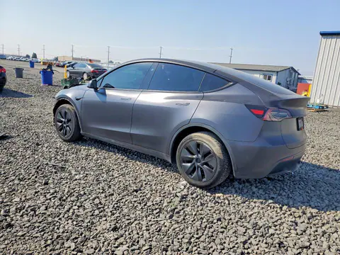 2024 Tesla Model Y VIN 7SAYGDEE2RF116893 фото 2