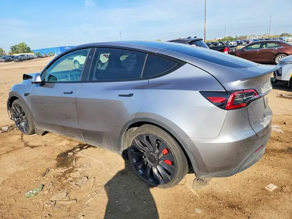 7SAYGDEF6RA295901 — 2024 Tesla Model Y, photo 2 from Copart 13.10.2026, Front end