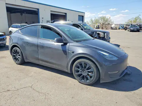 2024 TESLA MODEL Y VIN 7SAYGAEE2RF068004 фото 4