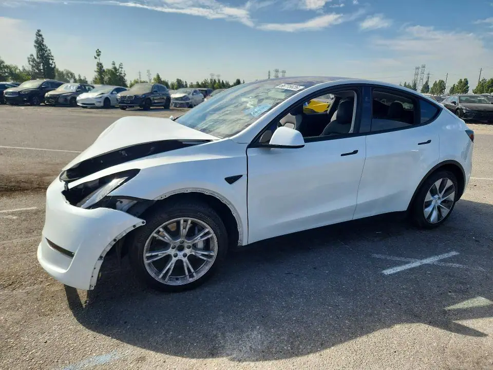 7SAYGAEE5RF059930 Tesla Model Y 2024 — повреждение Передняя часть, фото до ремонта
