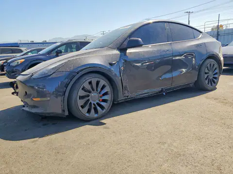 7SAYGDEF3RF078518 — 2024 Tesla Model Y, Передняя часть (Front End), фото до ремонта
