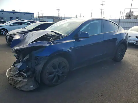 7SAYGDEE6RF180256 — 2024 Tesla Model Y, Передняя часть (Front End), фото до ремонта