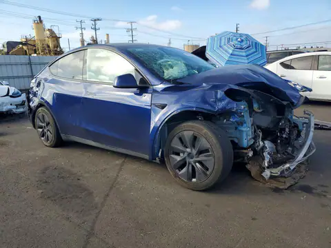 7SAYGDEE6RF180256 — 2024 Tesla Model Y, фото 4 с аукциона Copart 28.09.2026, Передняя часть