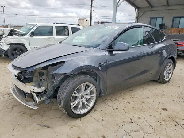 7SAYGDEDXRF046034 Tesla Model Y 2024 — Front end damage, before-repair photo