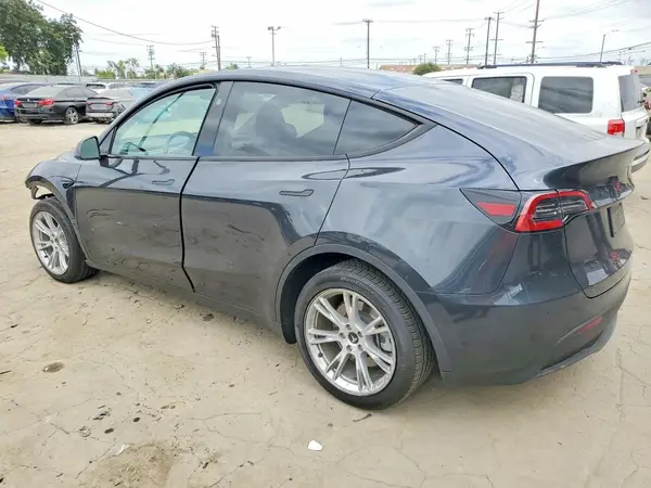 7SAYGDEDXRF046034 — 2024 Tesla Model Y, photo 2 from Copart, Front end