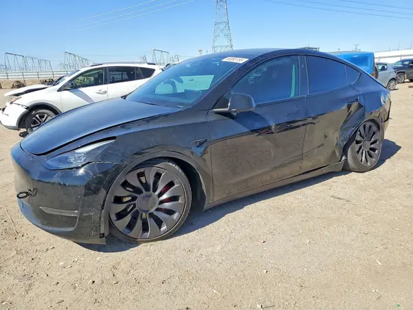 7SAYGDEF3RF057457 Tesla Model Y 2024 — Rear end damage, before-repair photo